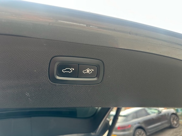 Used Volvo XC90 2019 for sale - 76256533: Photo 32