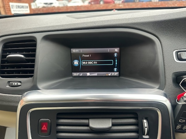 Used Volvo V60 2014 for sale - 76291762: Photo 12