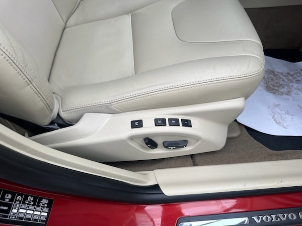 Used Volvo V60 2014 for sale - 76291762: Photo 21