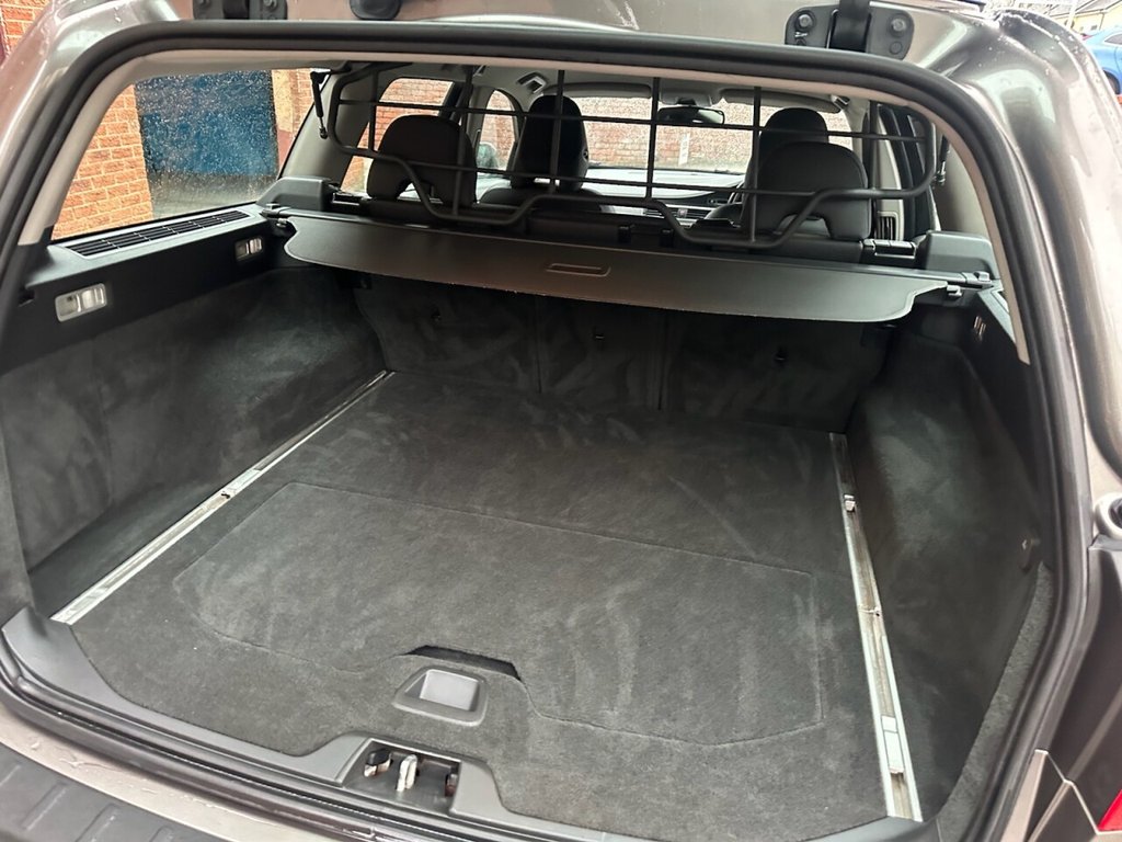 Used Volvo V70 2009 for sale - 77188322: Photo 26