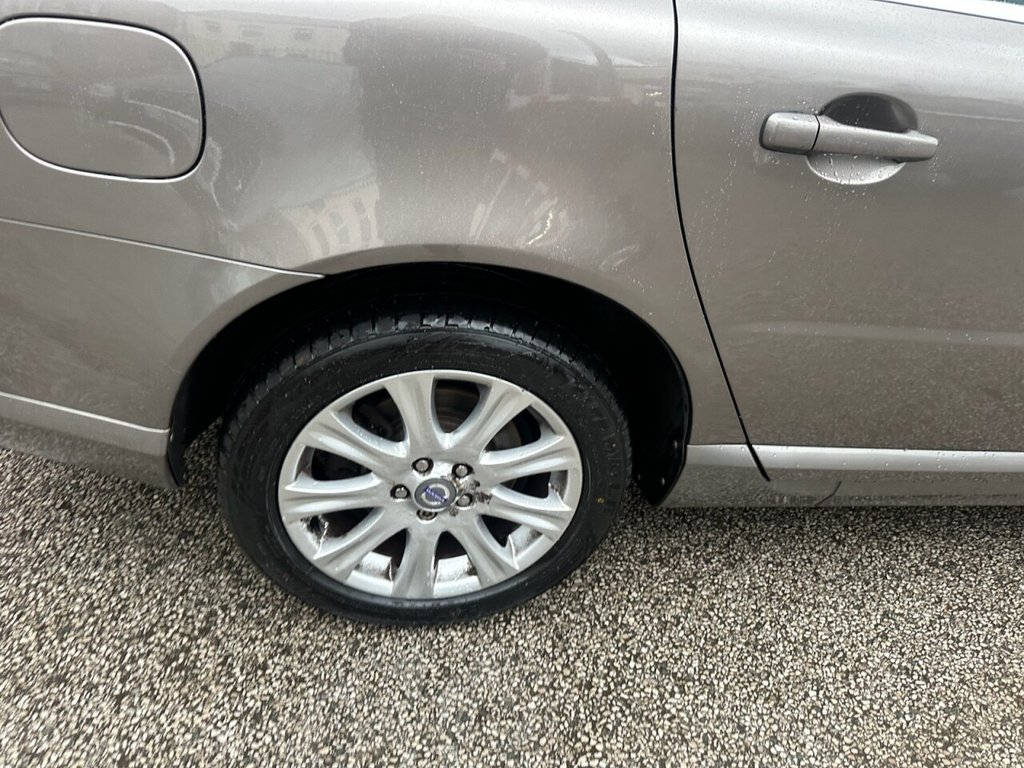 Used Volvo V70 2009 for sale - 77188322: Photo 30