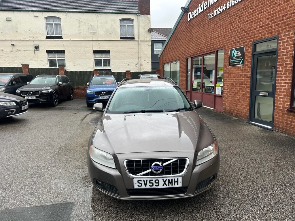 Used Volvo V70 2009 for sale - 77188322: Photo 41