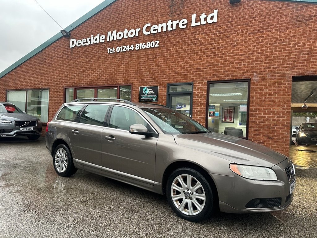 Used Volvo V70 2009 for sale - 77188322: Photo 42