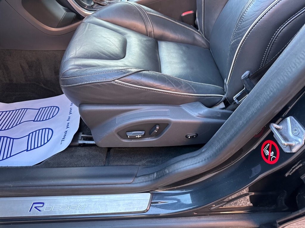 Used Volvo XC60 2015 for sale - 77734212: Photo 16