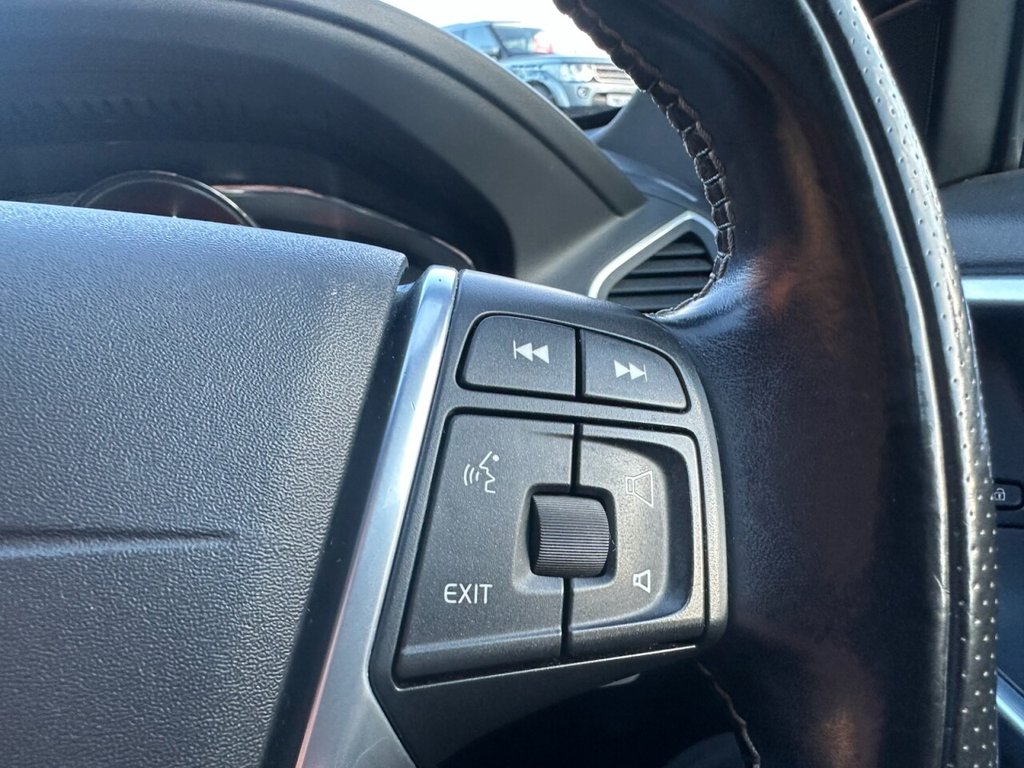 Used Volvo XC60 2015 for sale - 77734212: Photo 46