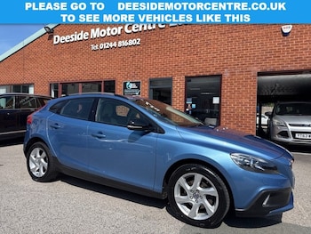 Used Volvo V40 Cross Country 2014 for sale - 79481579: Photo