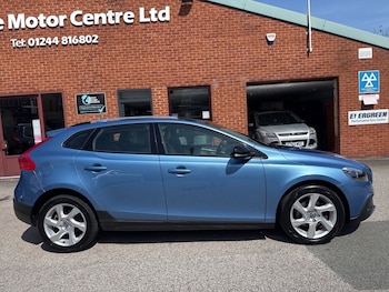 Used Volvo V40 Cross Country 2014 for sale - 79481579: Photo