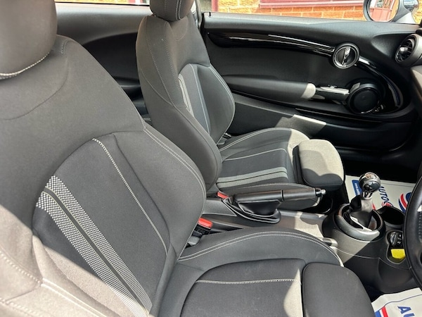 Used MINI Hatch 2015 for sale - 74910282: Photo 24