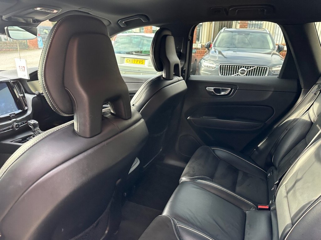 Used Volvo XC60 2018 for sale - 77692704: Photo 25