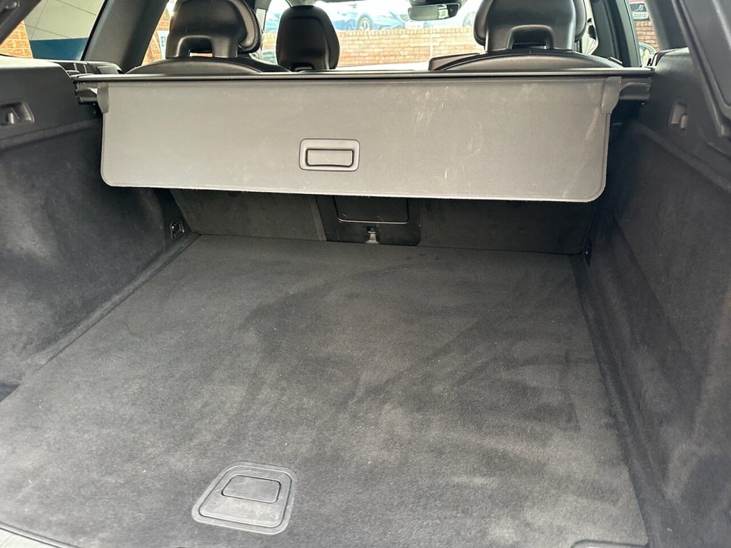 Used Volvo XC60 2018 for sale - 77692704: Photo 29