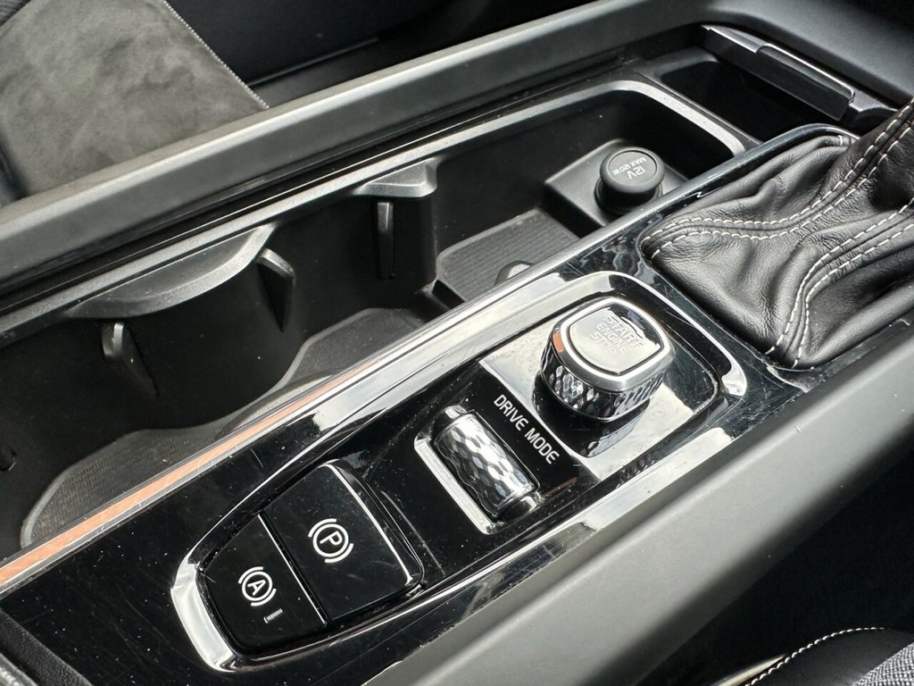 Used Volvo XC60 2018 for sale - 77692704: Photo 38