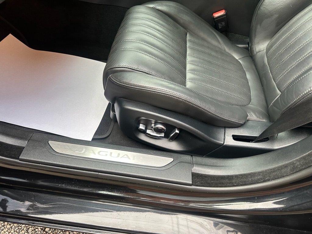 Used Jaguar XF 2017 for sale - 76535540: Photo 7