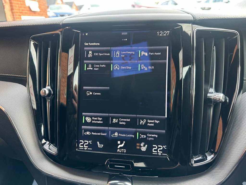 Used Volvo XC60 2017 for sale - 76914712: Photo 14