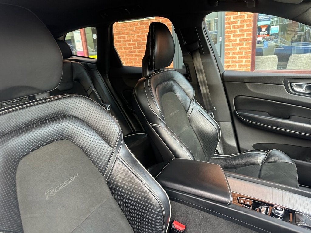 Used Volvo XC60 2017 for sale - 76914712: Photo 16