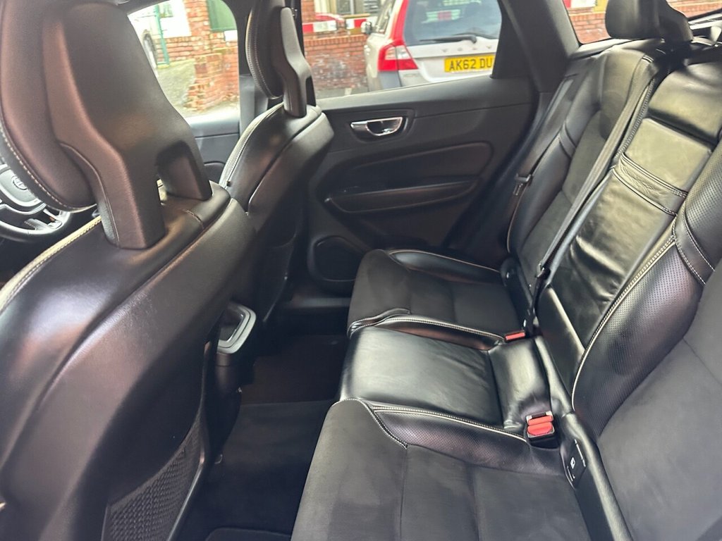 Used Volvo XC60 2017 for sale - 76914712: Photo 25