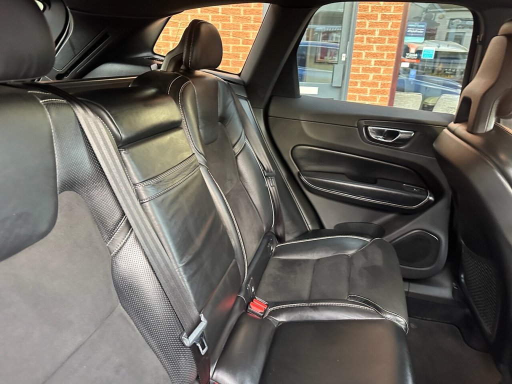 Used Volvo XC60 2017 for sale - 76914712: Photo 7