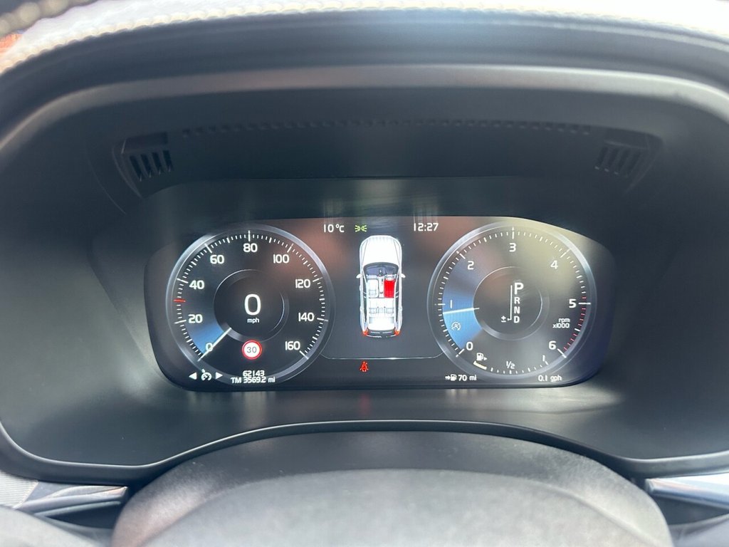 Used Volvo XC60 2017 for sale - 76914712: Photo 9