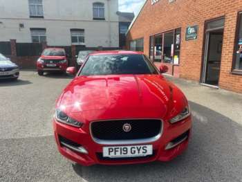 Used Jaguar XE 2019 for sale - 74714851: Photo