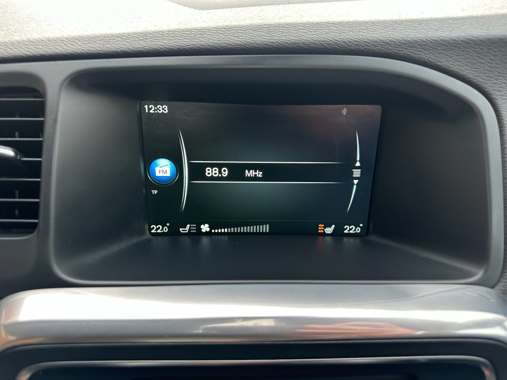 Used Volvo V60 2015 for sale - 76356205: Photo 14