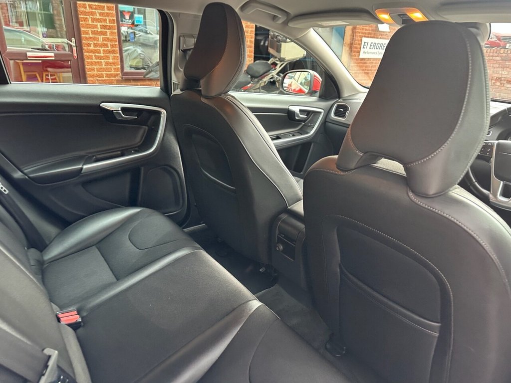 Used Volvo V60 2015 for sale - 76356205: Photo 25