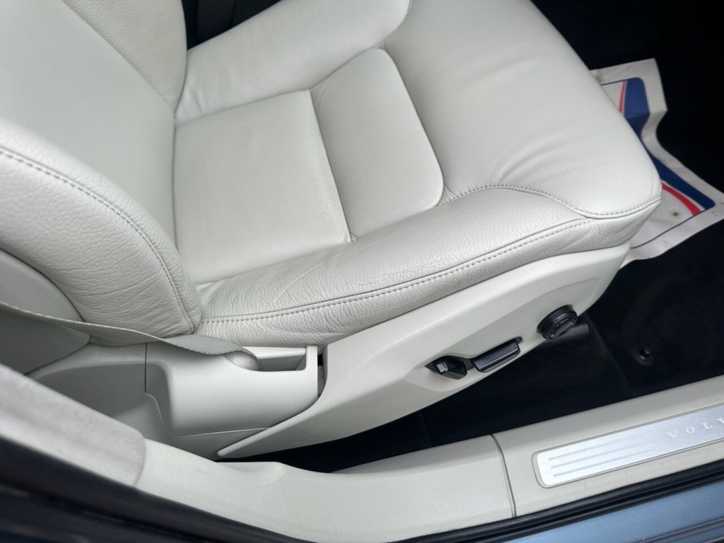 Used Volvo XC60 2018 for sale - 77307394: Photo 20