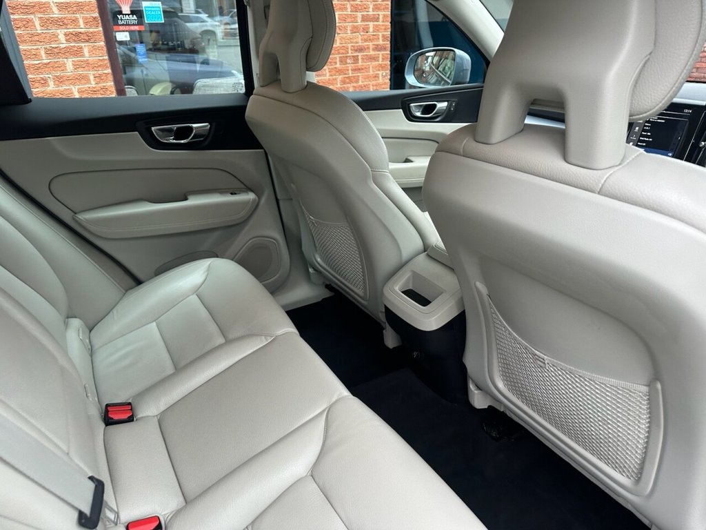 Used Volvo XC60 2018 for sale - 77307394: Photo 25