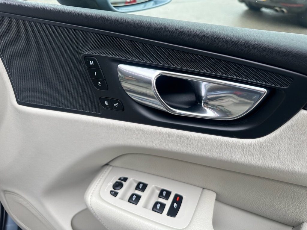 Used Volvo XC60 2018 for sale - 77307394: Photo 41