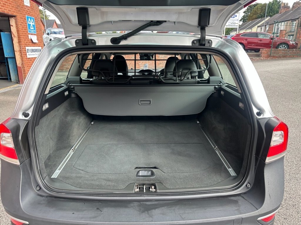 Used Volvo XC70 2014 for sale - 76345234: Photo 29