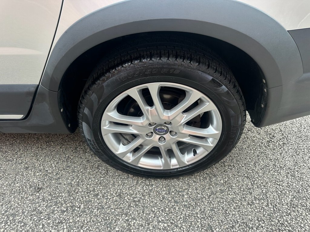 Used Volvo XC70 2014 for sale - 76345234: Photo 35