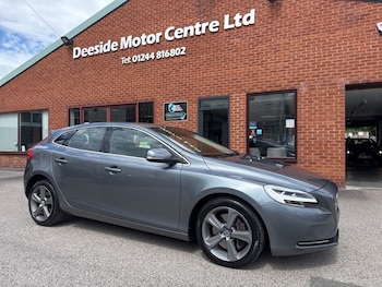 Used Volvo V40 2018 for sale - 78943256: Photo