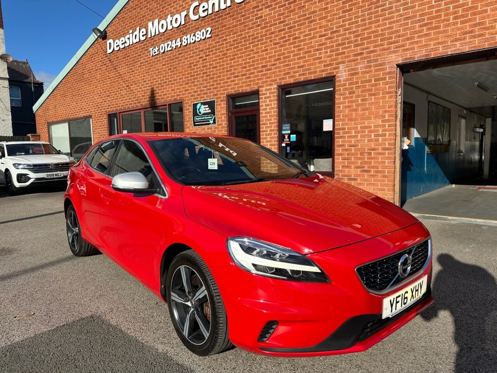 Used Volvo V40 2016 for sale - 76396399: Photo 1