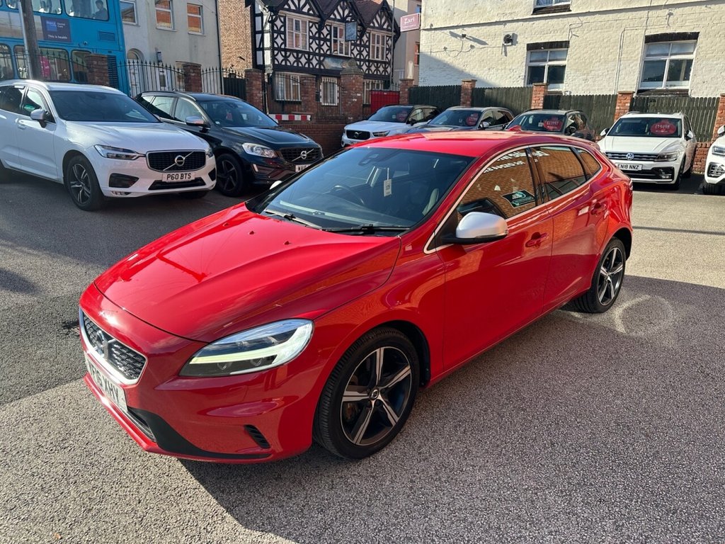 Used Volvo V40 2016 for sale - 76396399: Photo 8