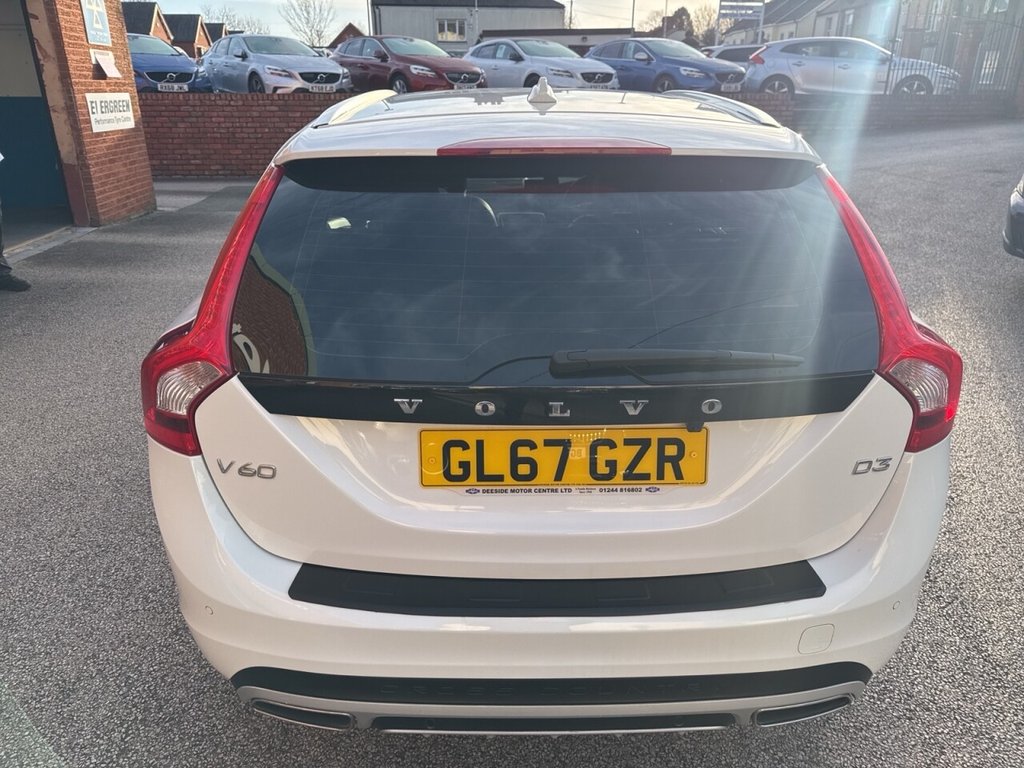 Used Volvo V60 2017 for sale - 77048696: Photo 10