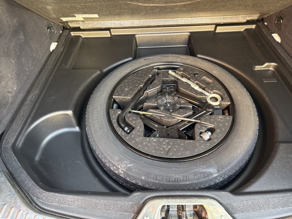 Used Volvo V60 2017 for sale - 77048696: Photo 21