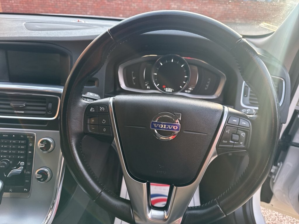 Used Volvo V60 2017 for sale - 77048696: Photo 35