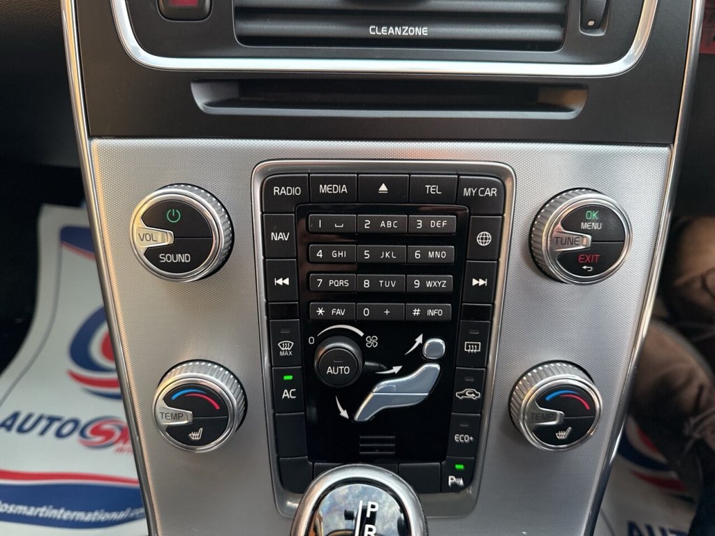 Used Volvo V60 2017 for sale - 77048696: Photo 41