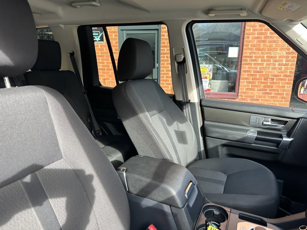 Used Land Rover Discovery 4 2015 for sale - 77621636: Photo 15