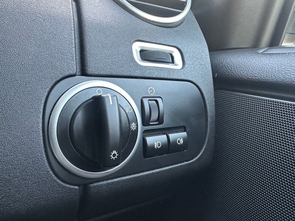 Used Land Rover Discovery 4 2015 for sale - 77621636: Photo 46