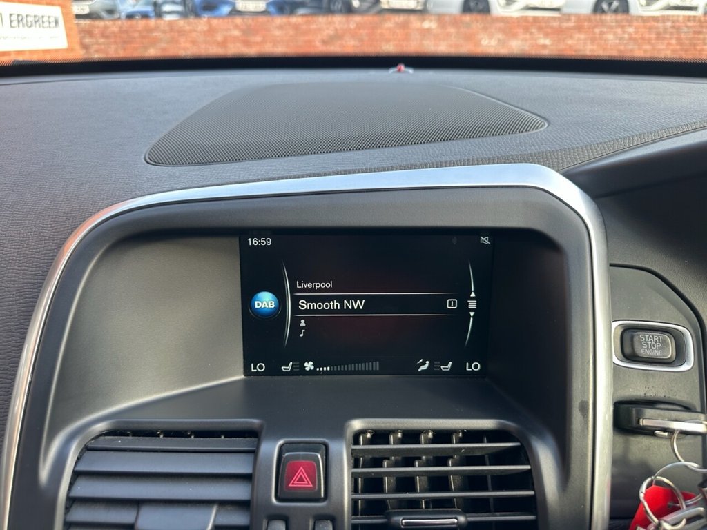 Used Volvo XC60 2015 for sale - 78167441: Photo 12