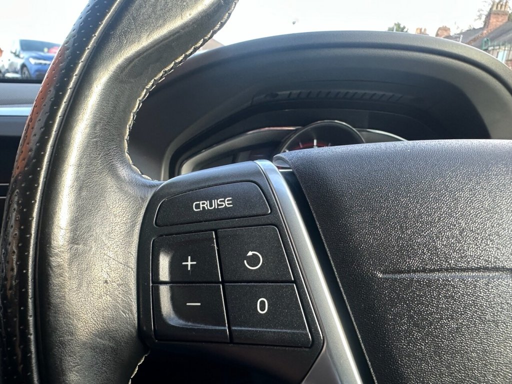 Used Volvo XC60 2015 for sale - 78167441: Photo 33