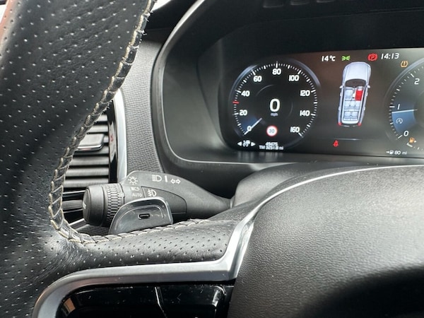 Used Volvo XC90 2017 for sale - 76313248: Photo 37