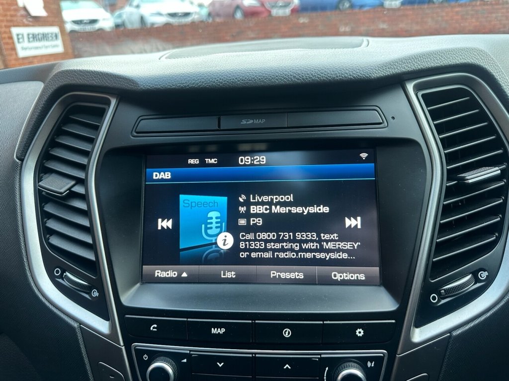 Used Hyundai Santa Fe 2016 for sale - 76792046: Photo 12