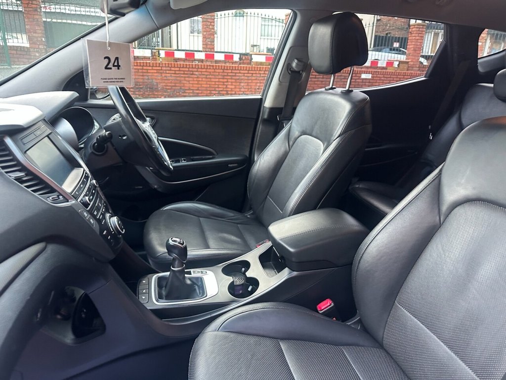 Used Hyundai Santa Fe 2016 for sale - 76792046: Photo 18