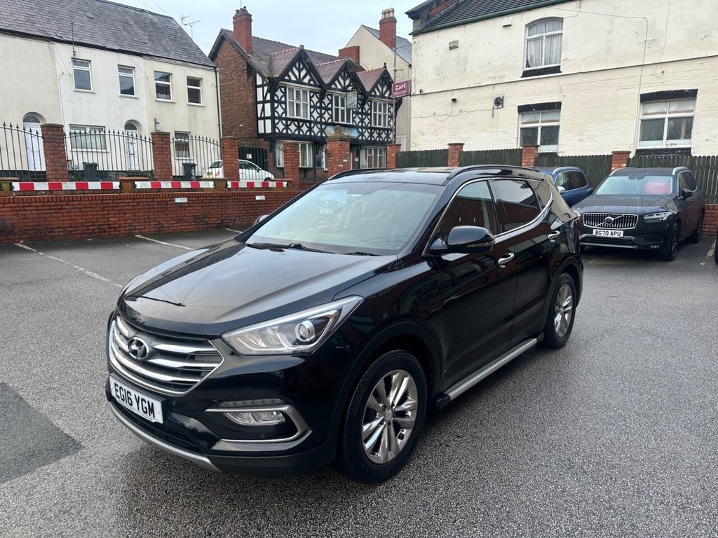 Used Hyundai Santa Fe 2016 for sale - 76792046: Photo 2