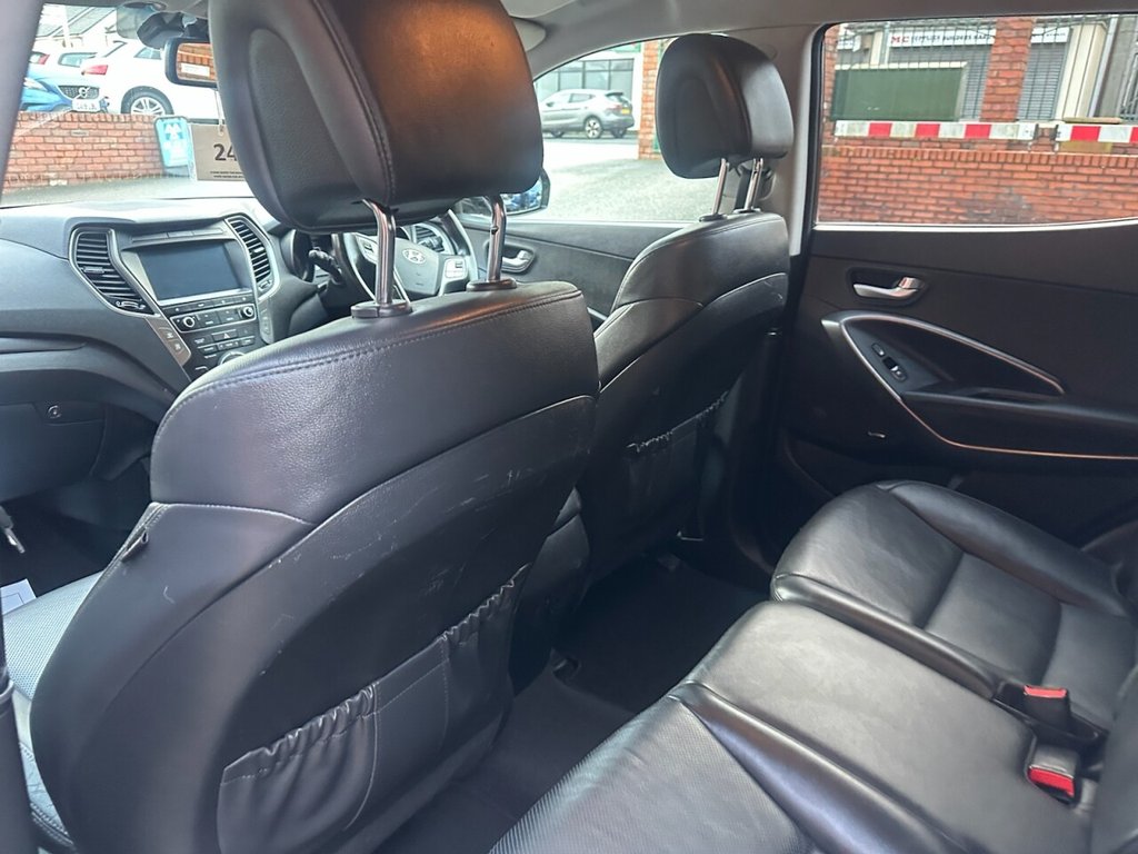 Used Hyundai Santa Fe 2016 for sale - 76792046: Photo 25