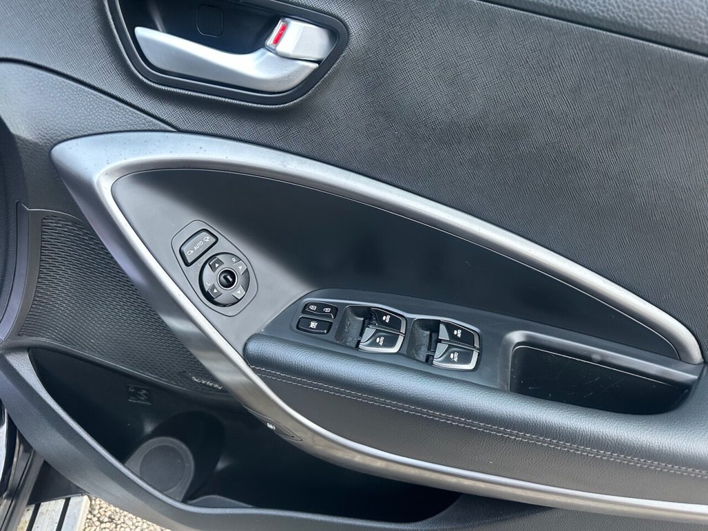 Used Hyundai Santa Fe 2016 for sale - 76792046: Photo 37