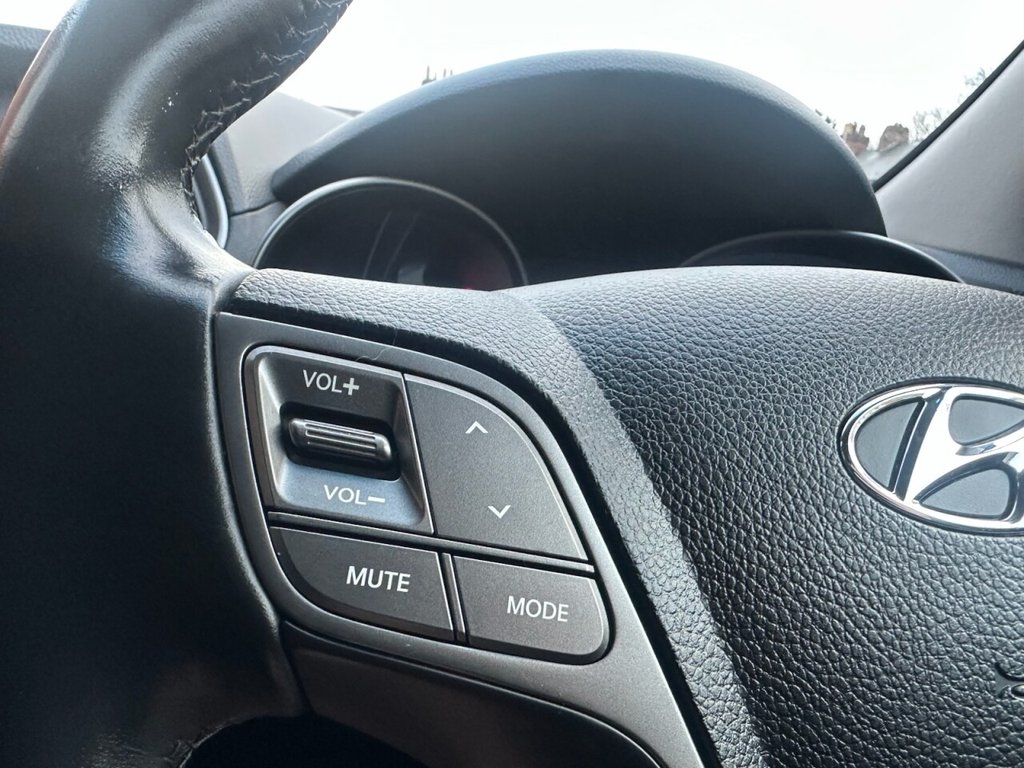 Used Hyundai Santa Fe 2016 for sale - 76792046: Photo 40