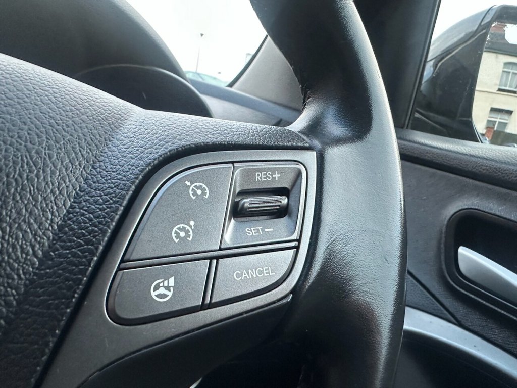 Used Hyundai Santa Fe 2016 for sale - 76792046: Photo 43