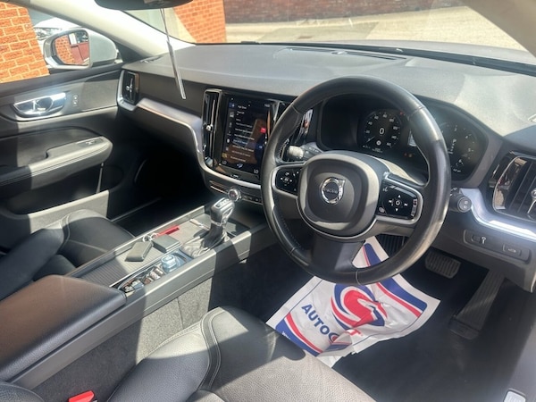Used Volvo V60 Cross Country 2019 for sale - 74714724: Photo 15