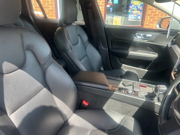 Used Volvo V60 Cross Country 2019 for sale - 74714724: Photo 16